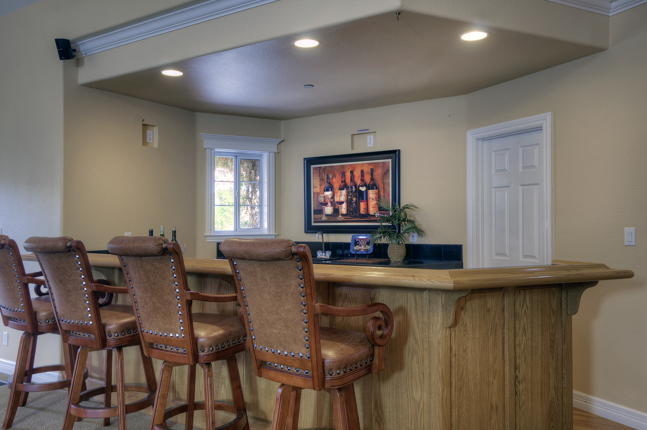 Additional photo for property listing at 11 Colton Court  Redwood City, California 94062 United States 