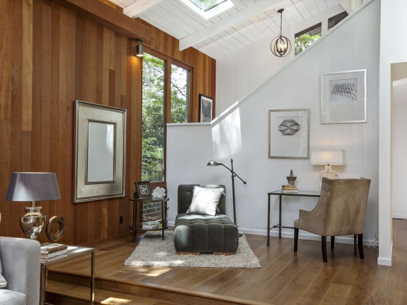 Additional photo for property listing at Unique Architecturally Designed Home <span class="address">71 Park Dr</span> <span class="locality">Atherton</span><span class="separator">,</span> <span class="region">California</span> <span class="postal-code">94027</span> <span class="country-name">United States</span> 