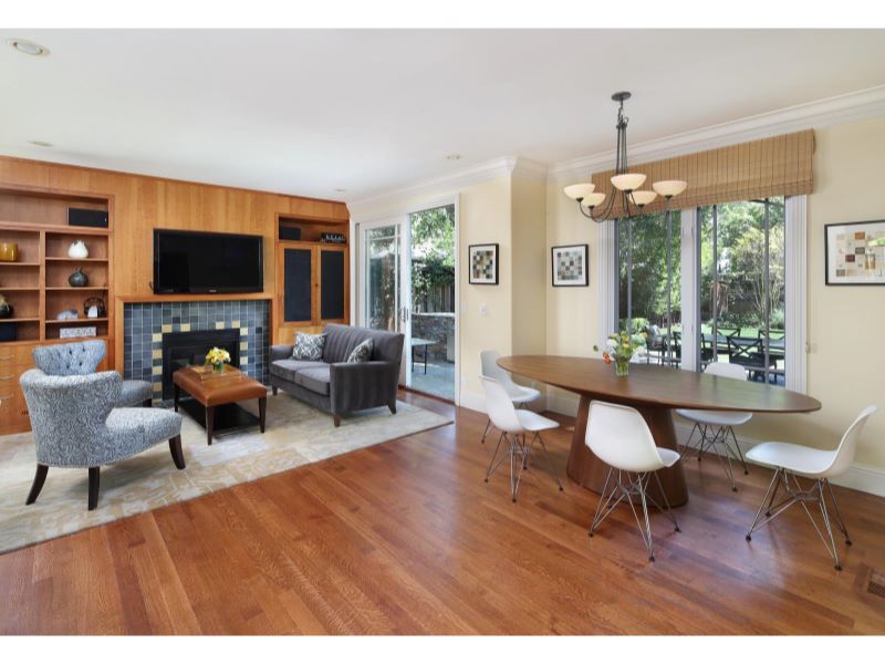 Additional photo for property listing at Elegant Community Center Gem 860 Lincoln Ave, Palo Alto, CA 94301 United States 